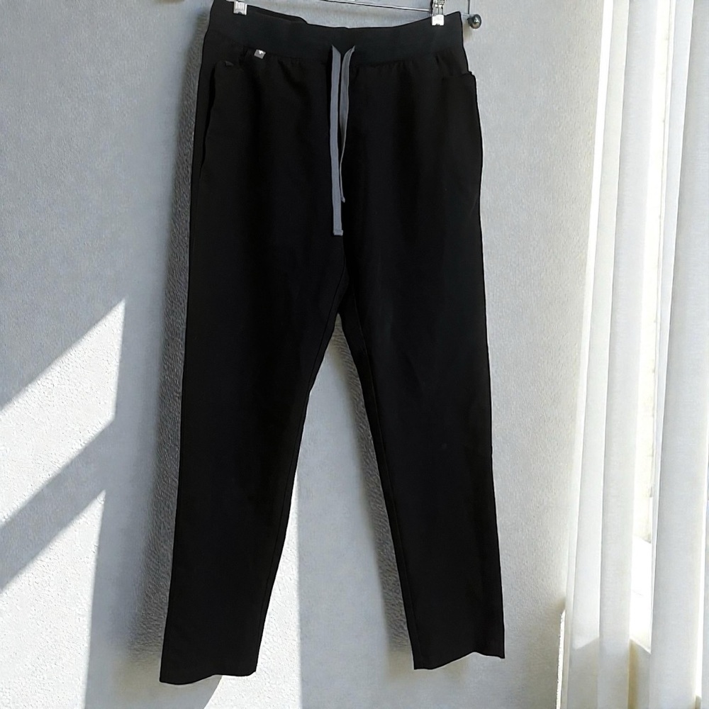 Fig’s Discontinued Castelar Skinny Straight Leg Snap Pocket Black Scrub Pants XS - Picture 2 of 4